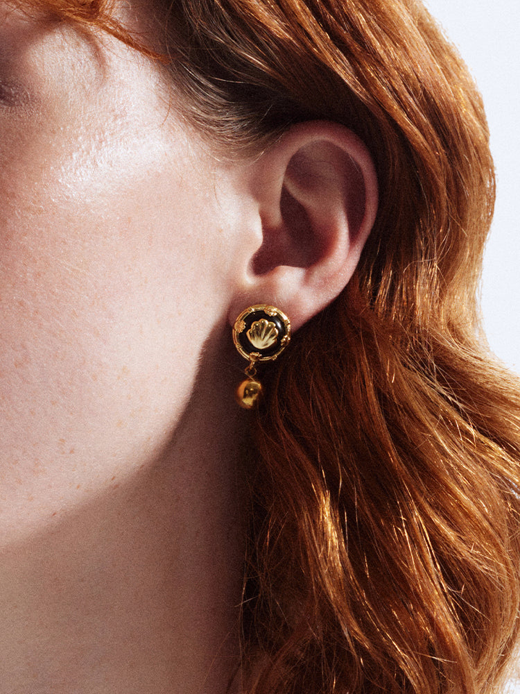 Carnelian Pendant Earrings (Gold)