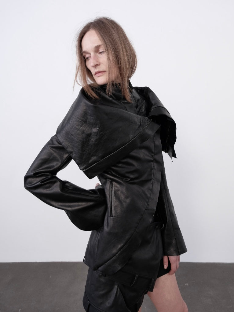 Sheepskin irregular pleated leather skirt